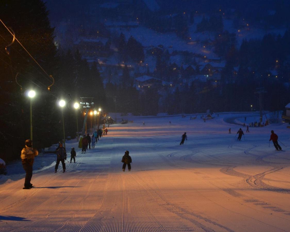 Harrachov Resident Apartments "Terrace & Chill" - High Speed Wifi, Smart Tv, Netflix, Disney Plus Exterior photo